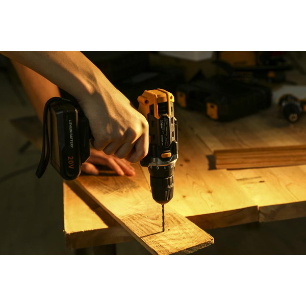 Дрель-шуруповерт Deko DKCD20FU-Li SET 63 (063-4175) с 2-мя АКБ, кейс