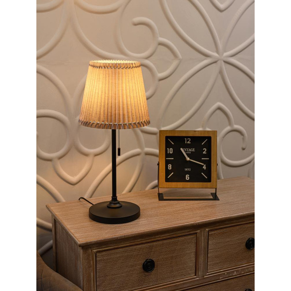 Cветильник настольный ARTSTYLE HT-707B