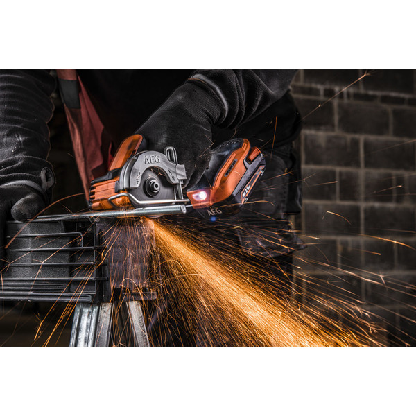 Пила циркулярная  AEG Powertools BMMS 18SBL-0 4935472280 (без АКБ)