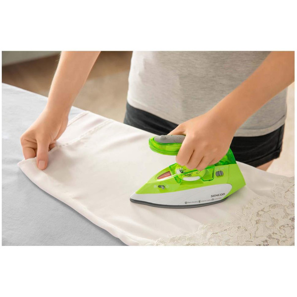 Утюг Sencor SSI 1050GR