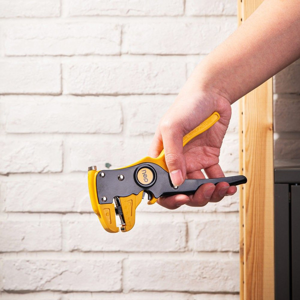 Инструмент для снятия изоляции DELI EDL2003 165мм, 0.5-6мм