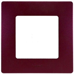 Рамка Legrand Etika 672561-00.00-00.00-00.01