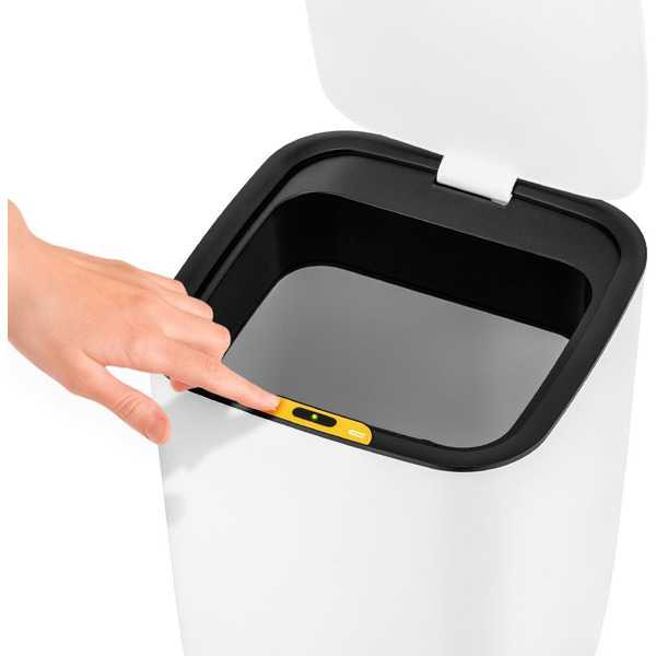 Сенсорное мусорное ведро Kitfort КТ-6021