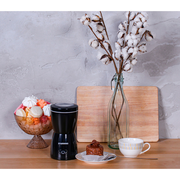Кофемолка Starwind SGP8426 (черный)