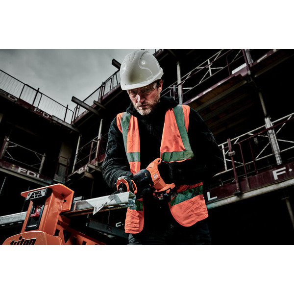 Пила сабельная AEG Powertools BUS18C2-0 (4935478942) без АКБ и ЗУ