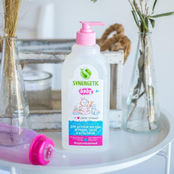 Средство для посуды, детских игрушек и бутылочек SYNERGETIC антибактериальное, гипоаллергенное, без запаха, 0,5л (103054)