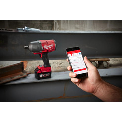 Гайковерт Milwaukee M18 ONEFHIWF34-0X Fuel 4933459729 (без АКБ, кейс)