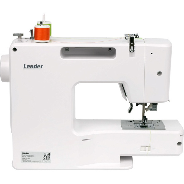 Швейная машина Leader Majestic 250E