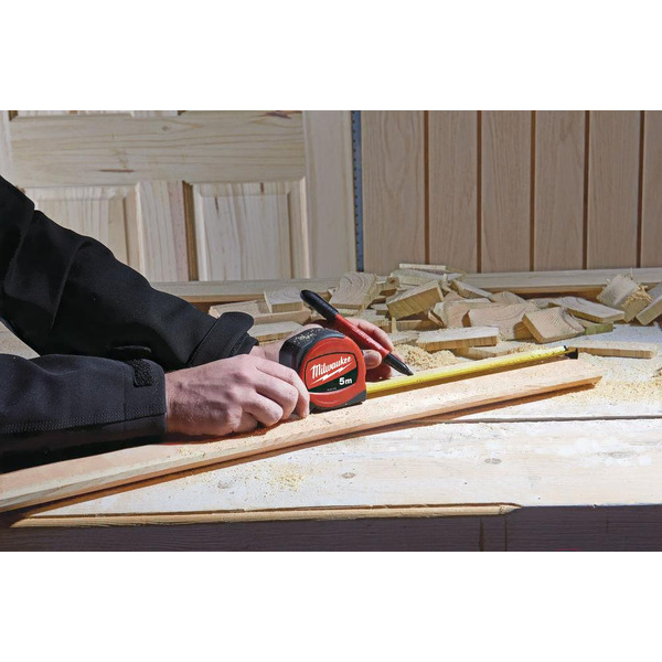 Рулетка MILWAUKEE Slim 8 м (48227708)