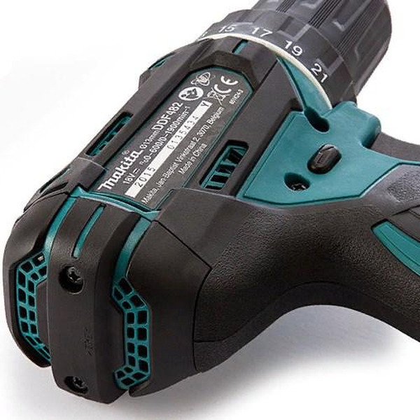 Дрель-шуруповерт MAKITA DDF482SYE