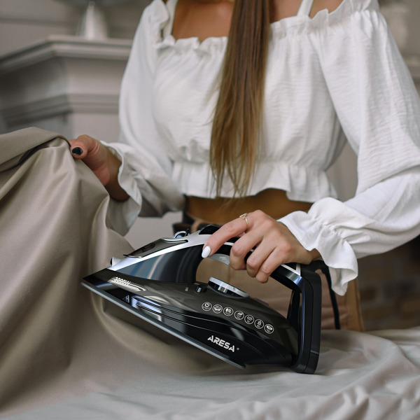Утюг Aresa AR-3129