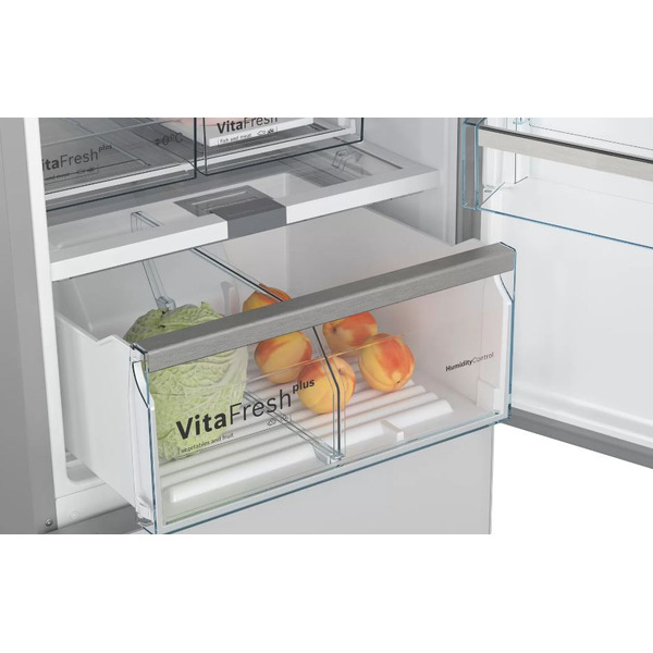 Холодильник Bosch Serie 8 VitaFresh Plus KGN39LW32R