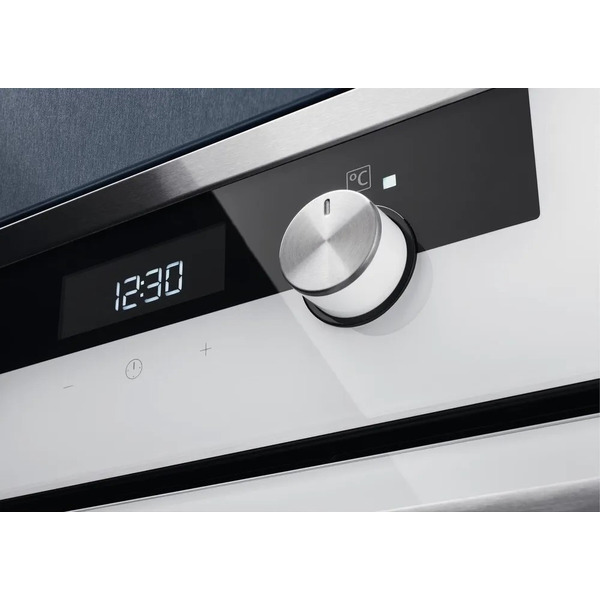 Духовой шкаф Electrolux OKC5H50W