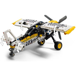 Конструктор Lego Technic Легкомоторный самолет 42198