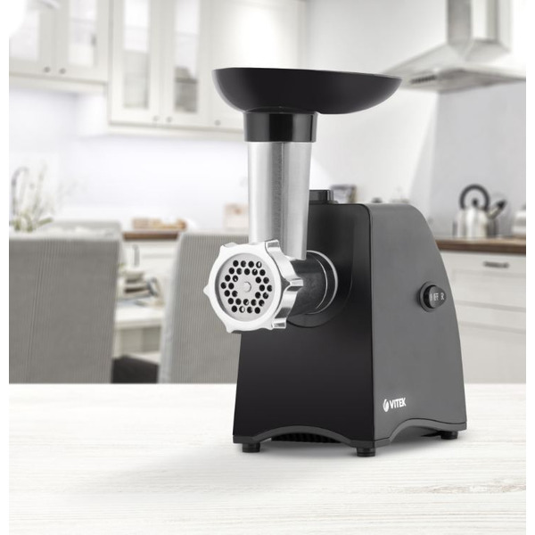 Мясорубка Vitek VT-3635BK