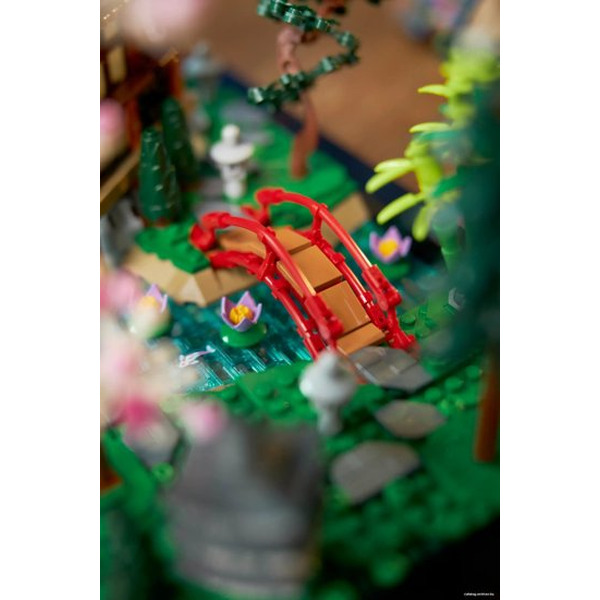 Конструктор LEGO Icons 10315 Тихий сад