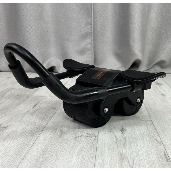 Ролик для пресса Calviano черный