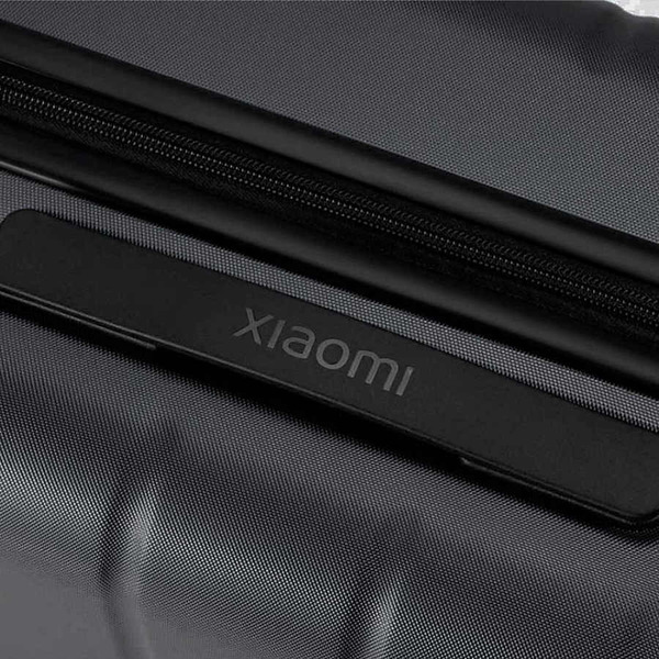 Чемодан XIAOMI Luggage Classic 20"' XNA4115GL (черный)