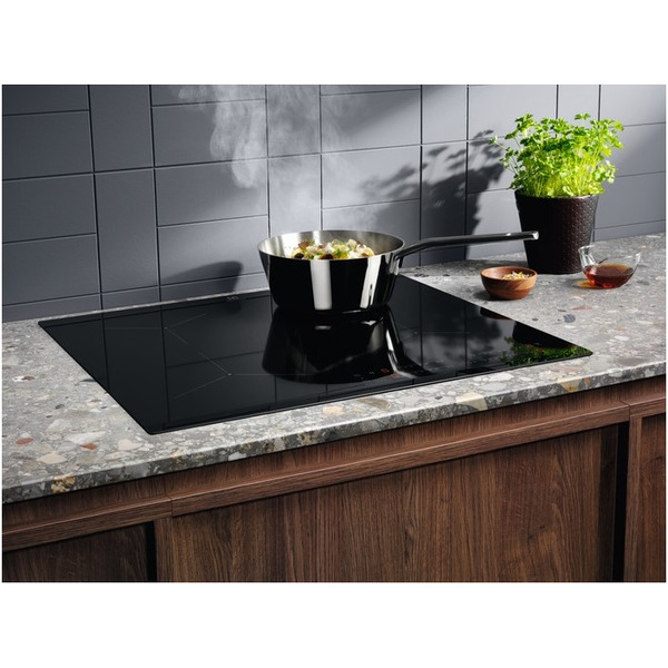 Варочная панель Electrolux EIT61443B