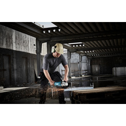 Угловая шлифмашина Makita GA9020SFK