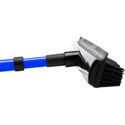 Щетка телескопическая резиновая с водосгоном Bradex МАГИЯ ЧИСТОТЫ TD 0469