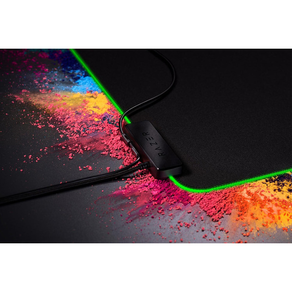 Коврик для мыши Razer Goliathus Chroma (RZ02-02500100-R3M1)