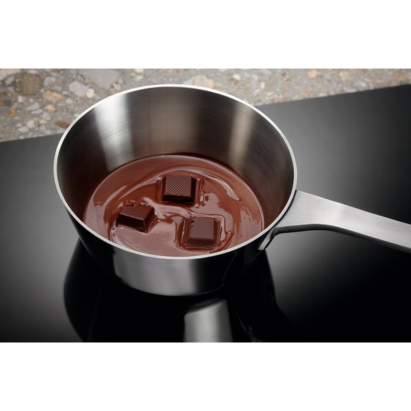 Варочная панель Electrolux EIP8146