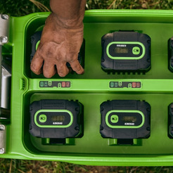 Зарядное устройство Greenworks G82CT6 2955107 (82В)