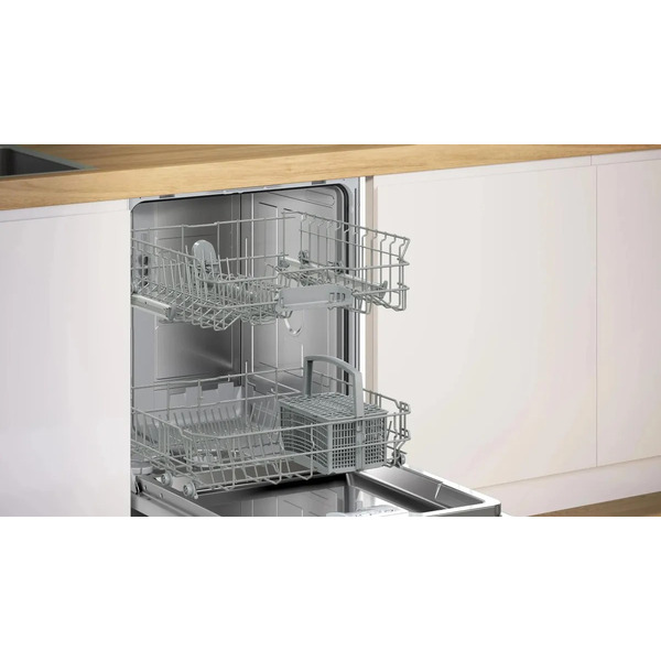 Встраиваемая посудомоечная машина Bosch Serie 2 SMV24AX04E
