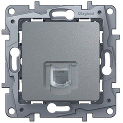 Розетка Legrand Etika 672440