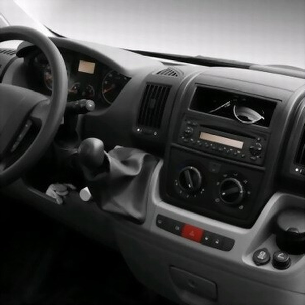 Рамка INCAR RFR-N21W (Citroen Jumper 2006+)