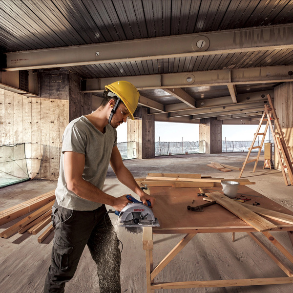 Циркулярная пила Bosch GKS 140 Professional (06016B3020)