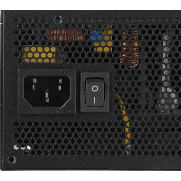 Блок питания Gigabyte P650SS