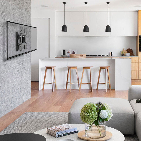 Кронштейн Kromax OPTIMA-201 (черный)