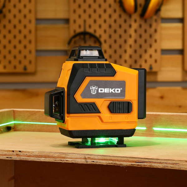 Уровень лазерный самовыравнивающийся DEKO DKLL16 (065-0232)