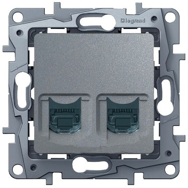Розетка Legrand Etika 672455