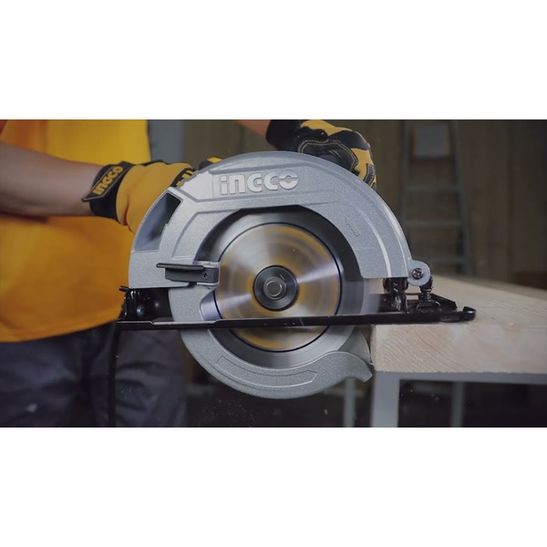 Дисковая пила INGCO CS18568