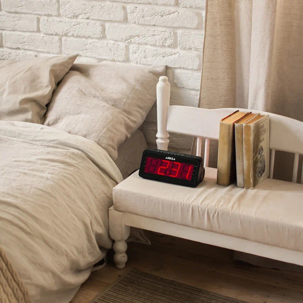 Радиочасы ARESA AR-3903