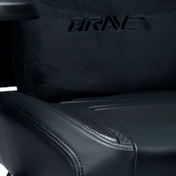 Игровое кресло BRAVE AF-7 Batwing Black