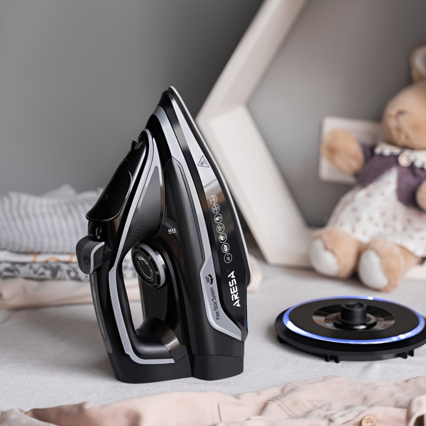 Беспроводной утюг ARESA AR-3124