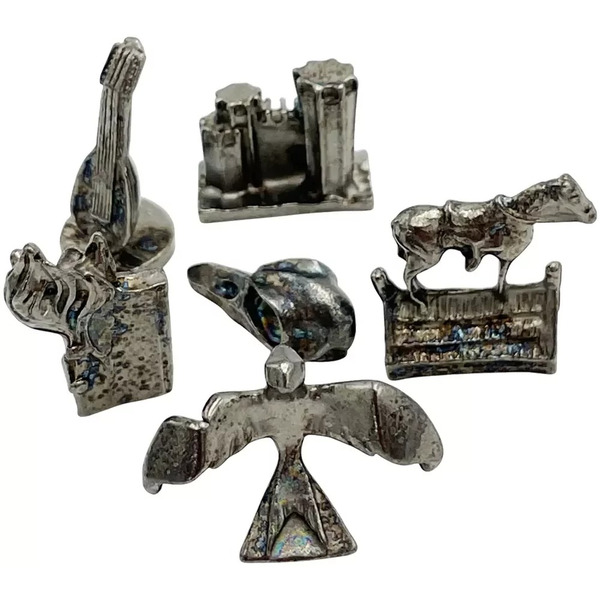 Настольная игра Hasbro Монополия Ведьмак WM04623