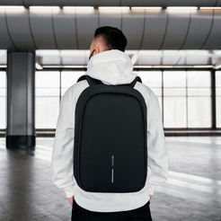 Рюкзак для ноутбука XD DESIGN Bobby Hero XL P705.711 (черный)