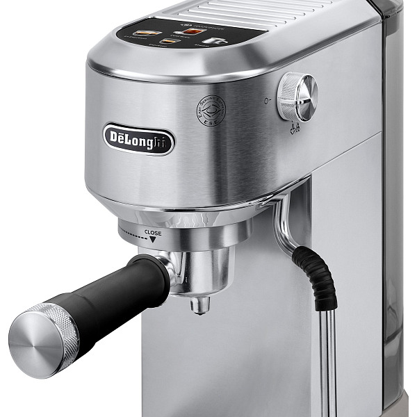 Кофеварка Delonghi EC890.M