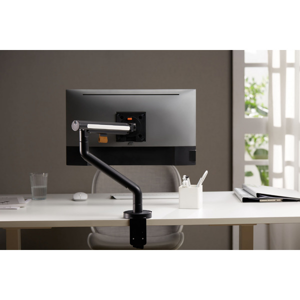 Кронштейн для монитора Ultramounts UM725B (черный)