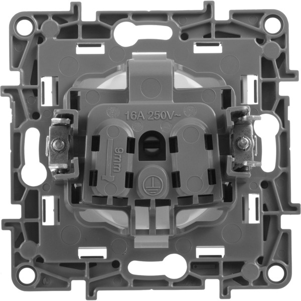 Розетка Legrand Etika 672220
