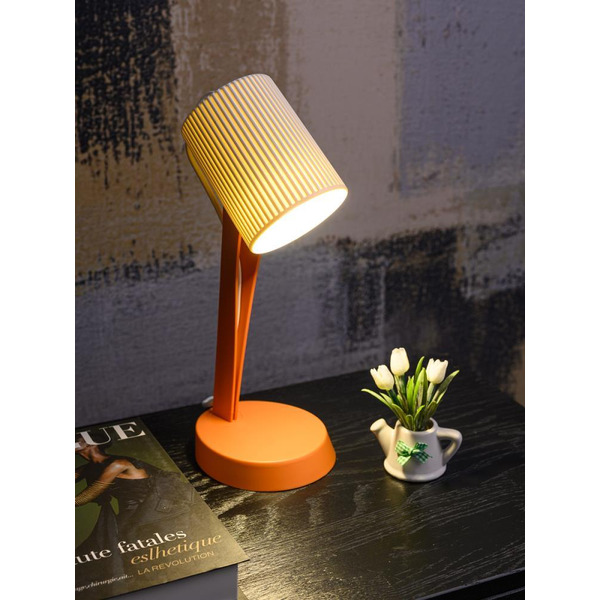 Cветильник настольный ARTSTYLE HT-711WOR