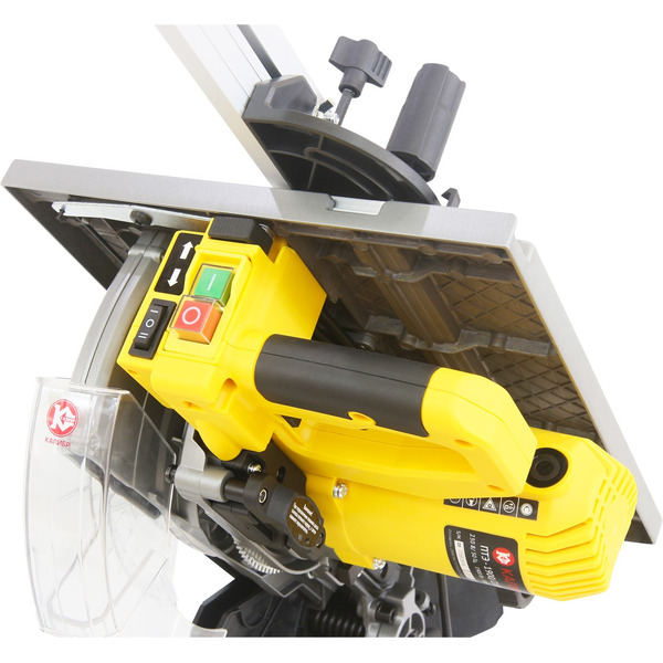 Торцовочная пила Калибр Мастер ПТЭ-1900/210Км