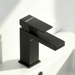 Смеситель Wellerein Linea 21LN26 (черный)