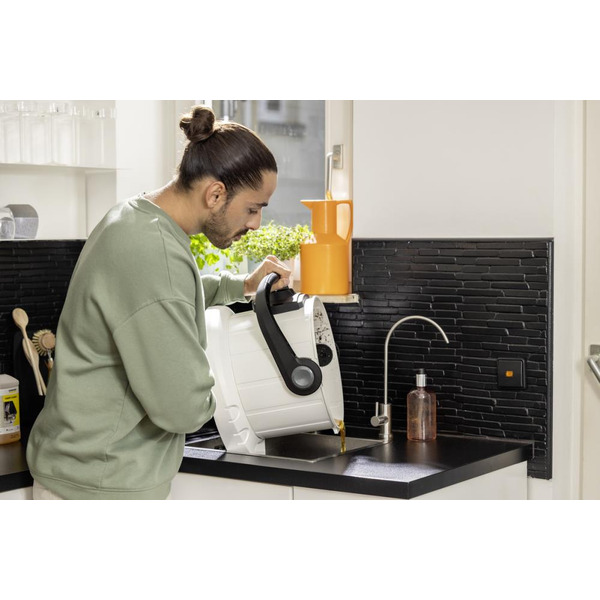 Пылесос Karcher SE 4 Plus 1.081-170.0