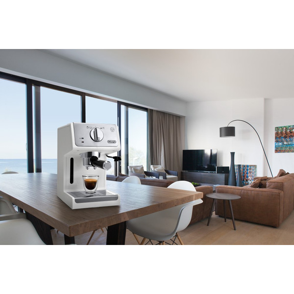 Кофеварка DeLonghi ECP33.21W